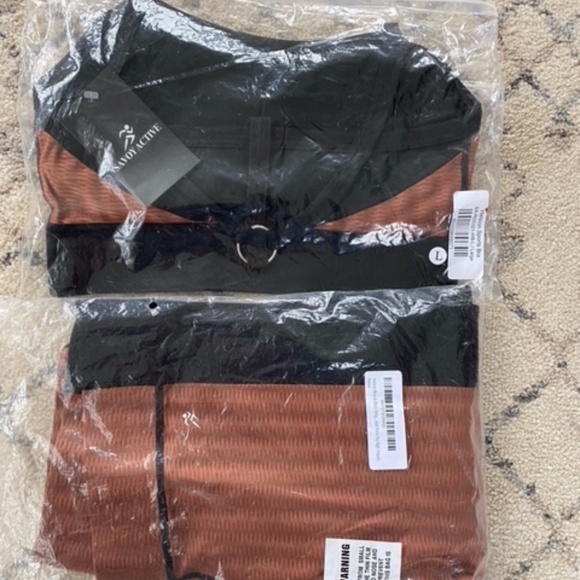 NWT Savoy Active Set, Sz L - Picture 3 of 5